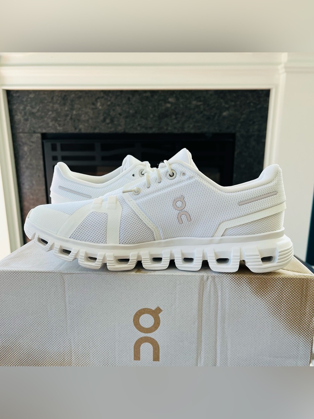 Sz 6.5 On Cloud 6 Women's Running Shoes All White 3WF10061200 - Picture 2 of 7